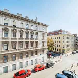Apartamento Zeus Design Schoenbrunn, Viena