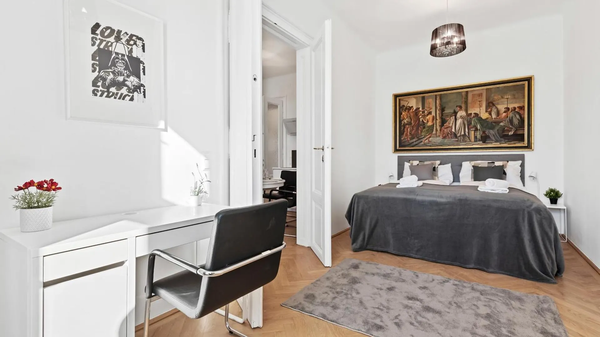 Sky9 Apartments City Center Bécs