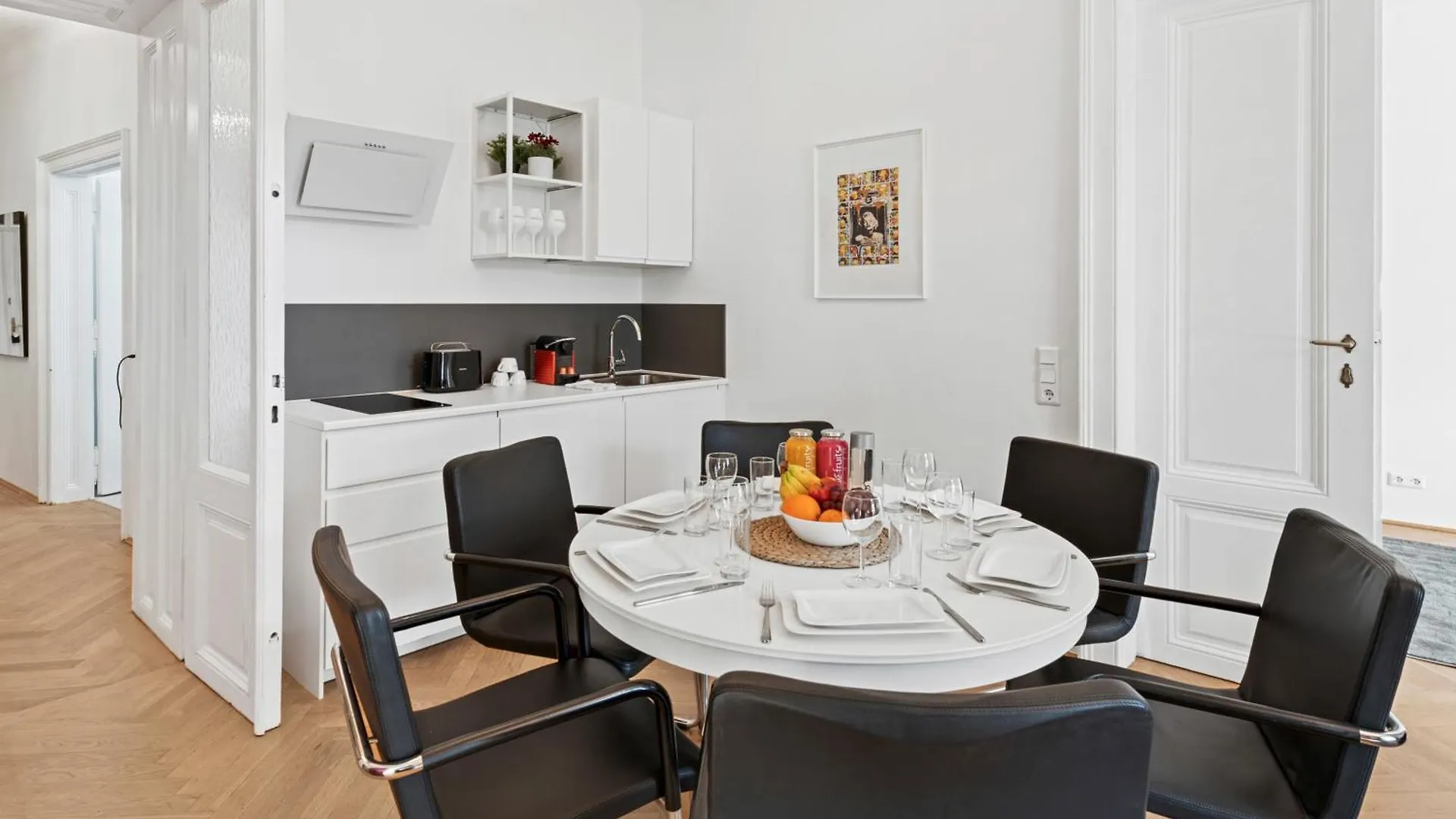 Sky9 Apartments City Center فيينا 0*,  النمسا